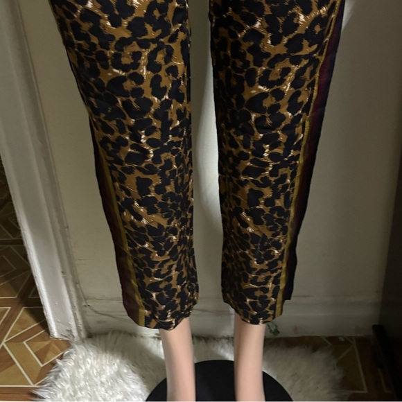 KOBI HALPERIN Women’s Aria Side-Stripe Animal-Print Cropped Pants - Picture 7 of 14